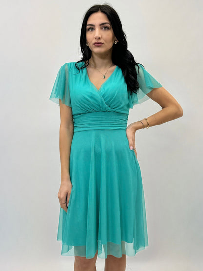 Kora – Abito Corto Contemporaneo Per Un Look Fresco E Dinamico