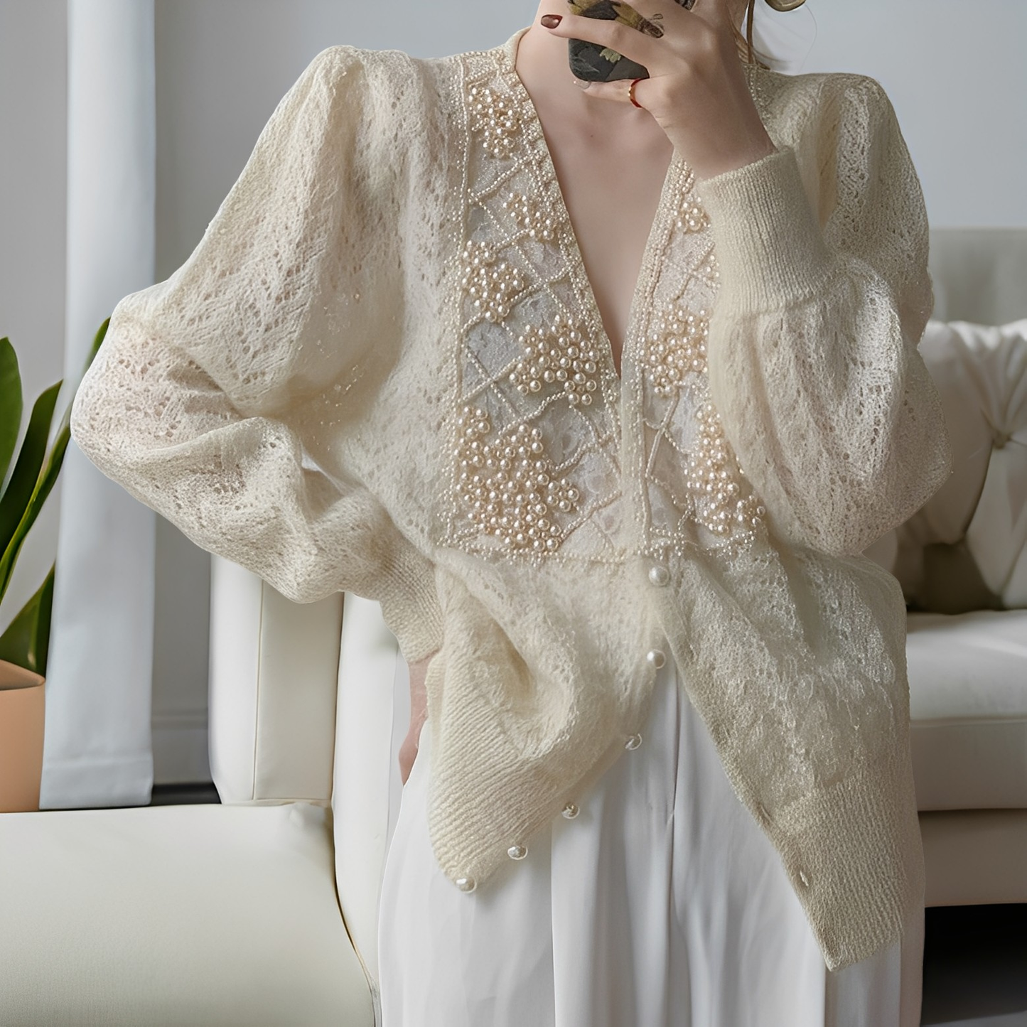 Flaviana - Maglione elegante con bottoni di madreperla