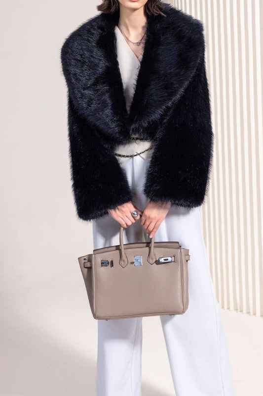 Keira - Cappotto Corto Soffice in Pelliccia Sintetica