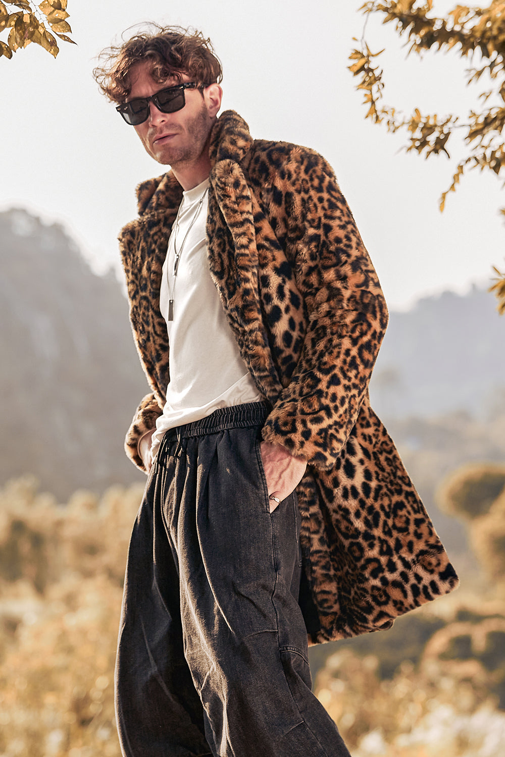 Roberto – Cappotto Invernale Di Media Lunghezza Con Risvolto Leopardato