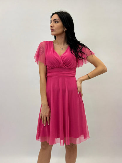 Kora – Abito Corto Contemporaneo Per Un Look Fresco E Dinamico
