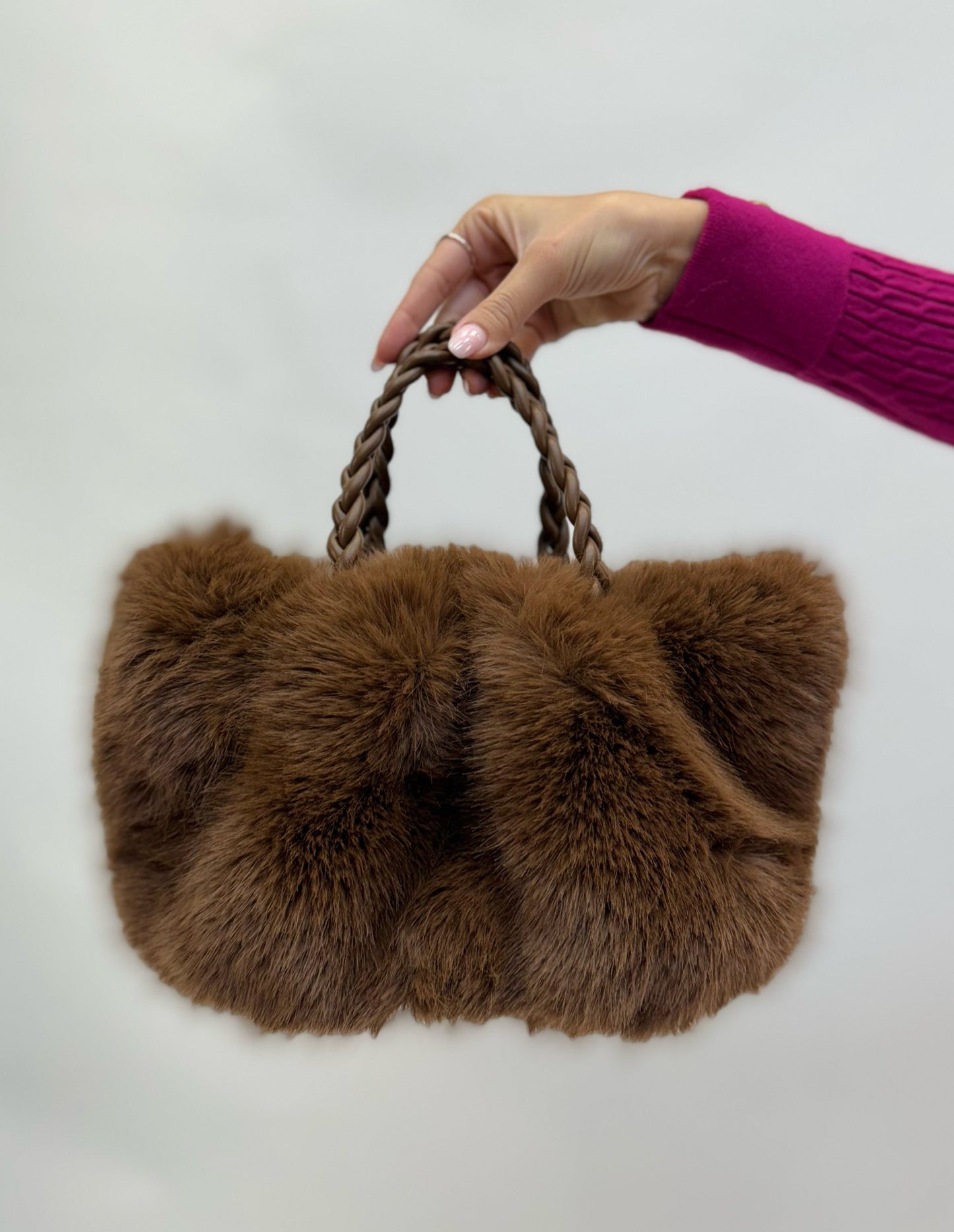 Daniela – Borsa A Secchiello Dal Design Contemporaneo E Capiente