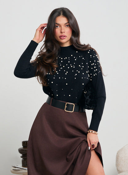 Sonia – Maglione Nero con Perle e Strass Elegante