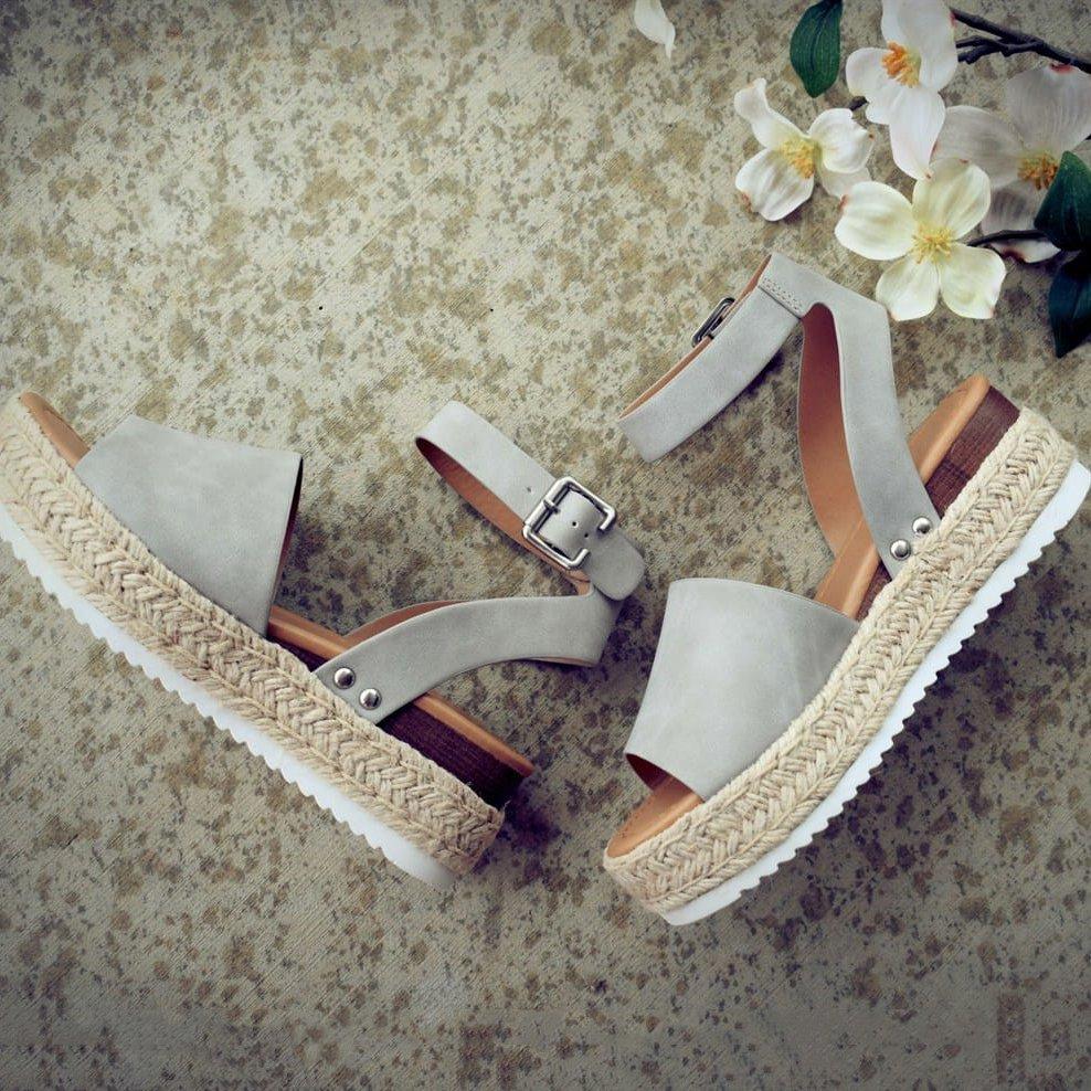 Selene – Sandali Platform Chic E Versatili Per Un Look Moderno