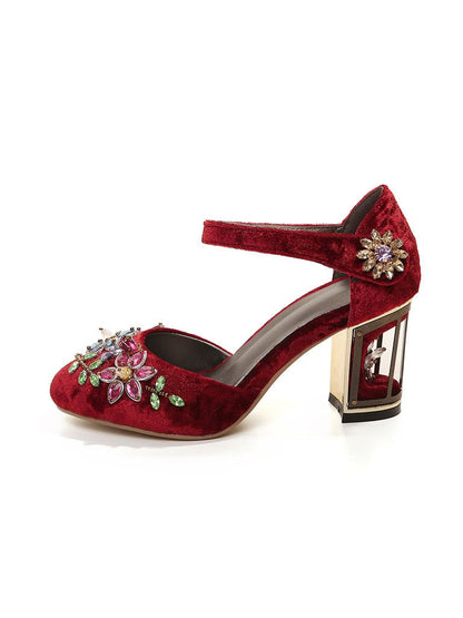Dalila – Pump Mary Jane Luxury con Cristalli e Ricamo Floreale