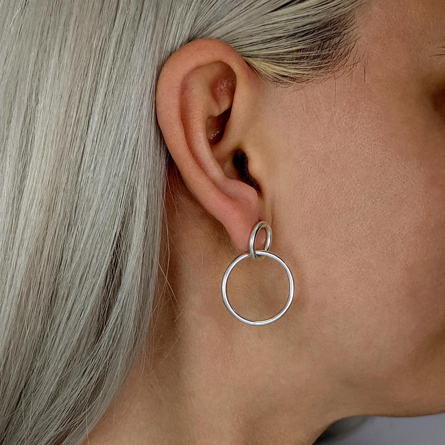 Fiorella – Orecchini Pendenti Cerchi Intrecciati Argento Sterling Doppio Hoop