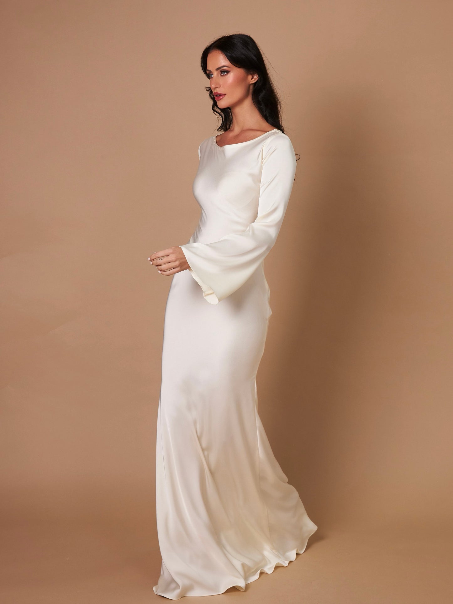 Nicole – Abito Maxi Maniche Lunghe Vivace ed Elegante