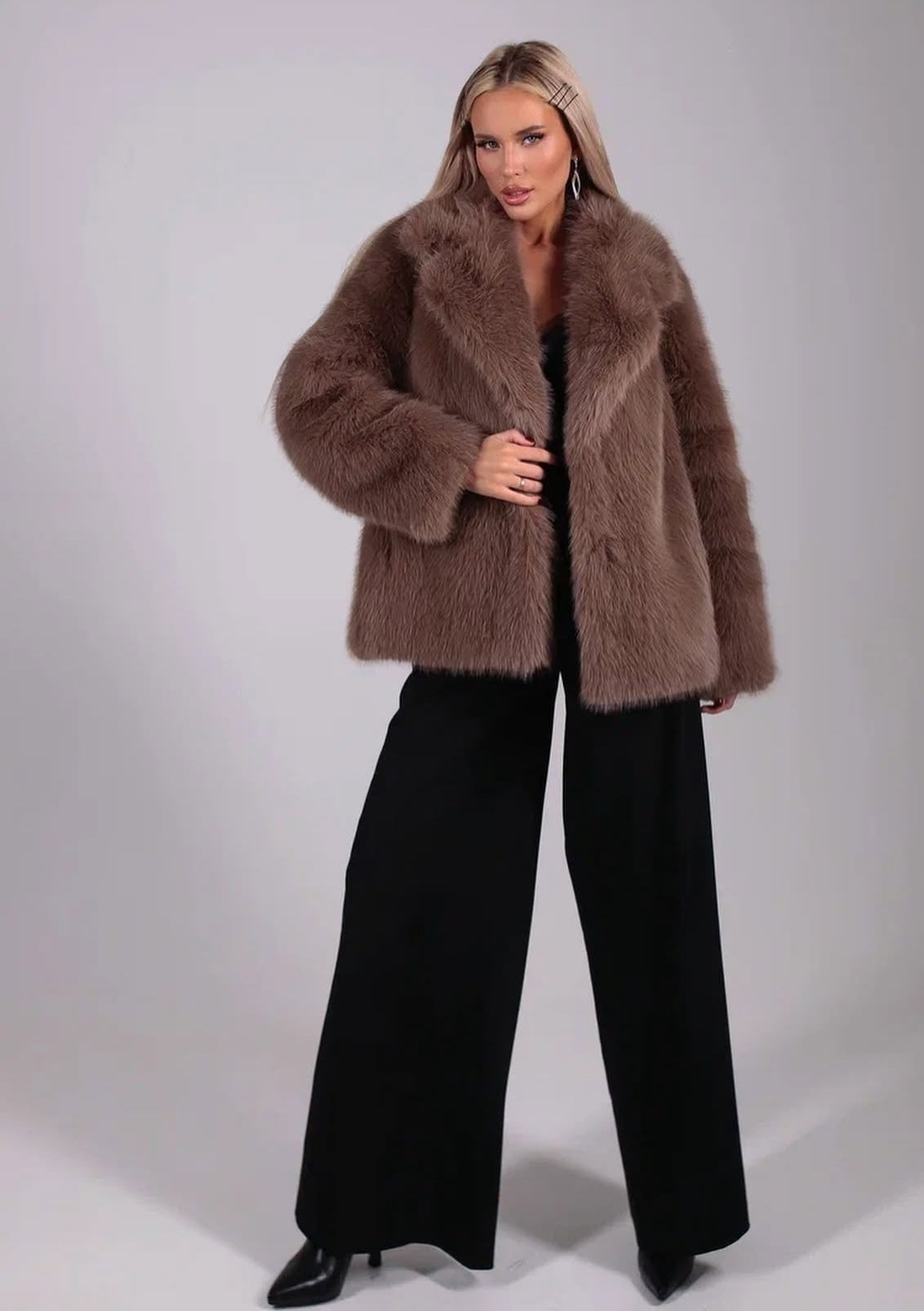 Venna – Pelliccia Donna Elegante Resistente e Chic