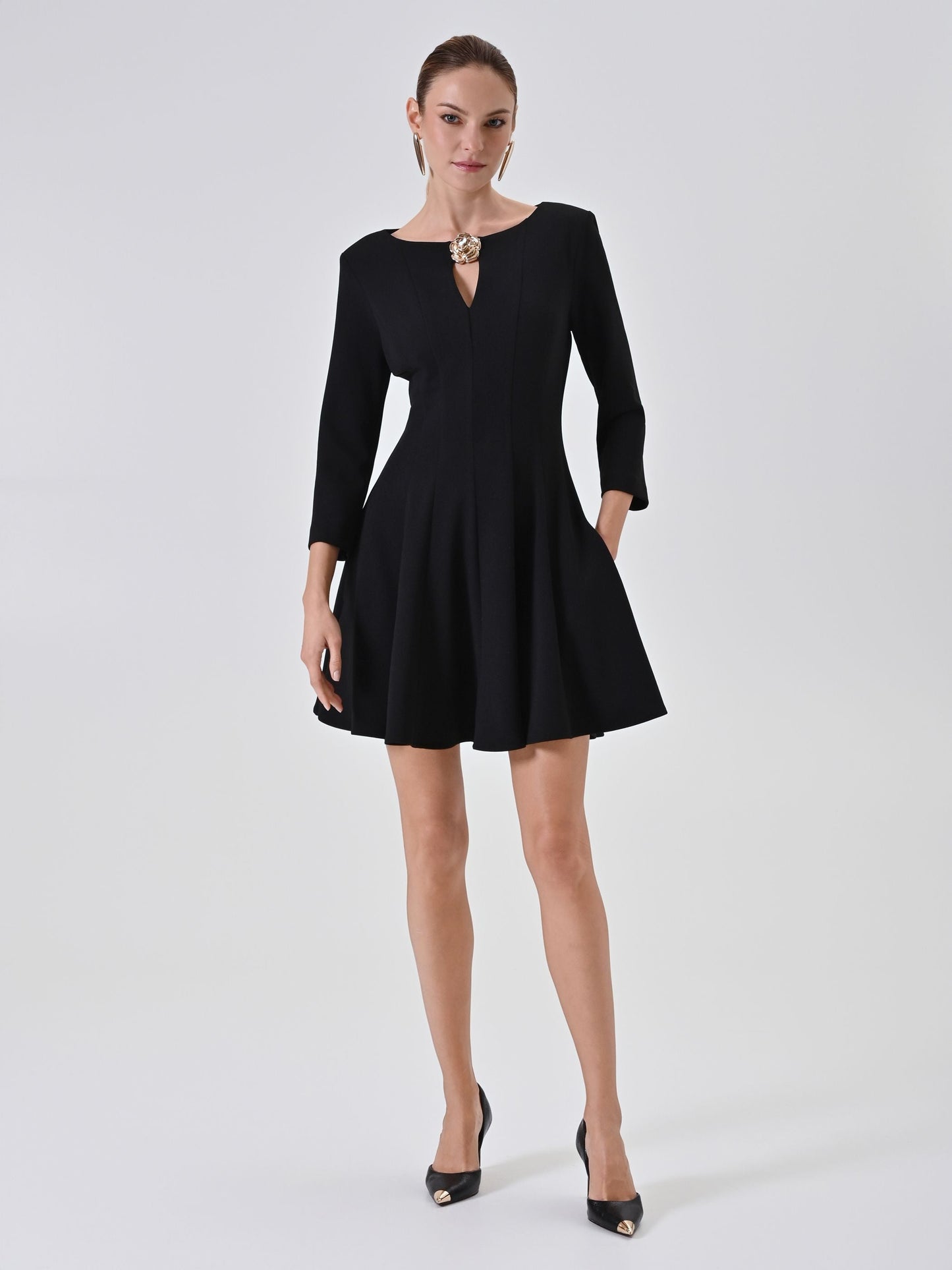 Quinara - Abito Nero a Ruota Donna Elegante Femminile Moderno