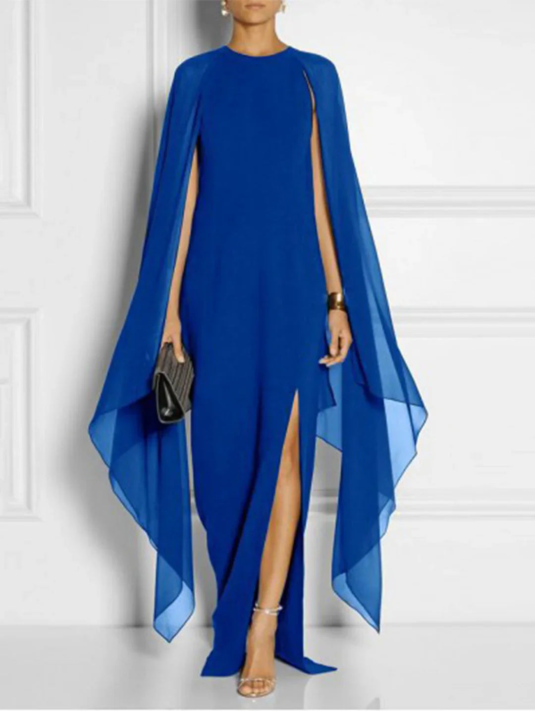Marzisa – Abito Maxi Elegante con Spacco alla Coscia e Maniche a Mantella