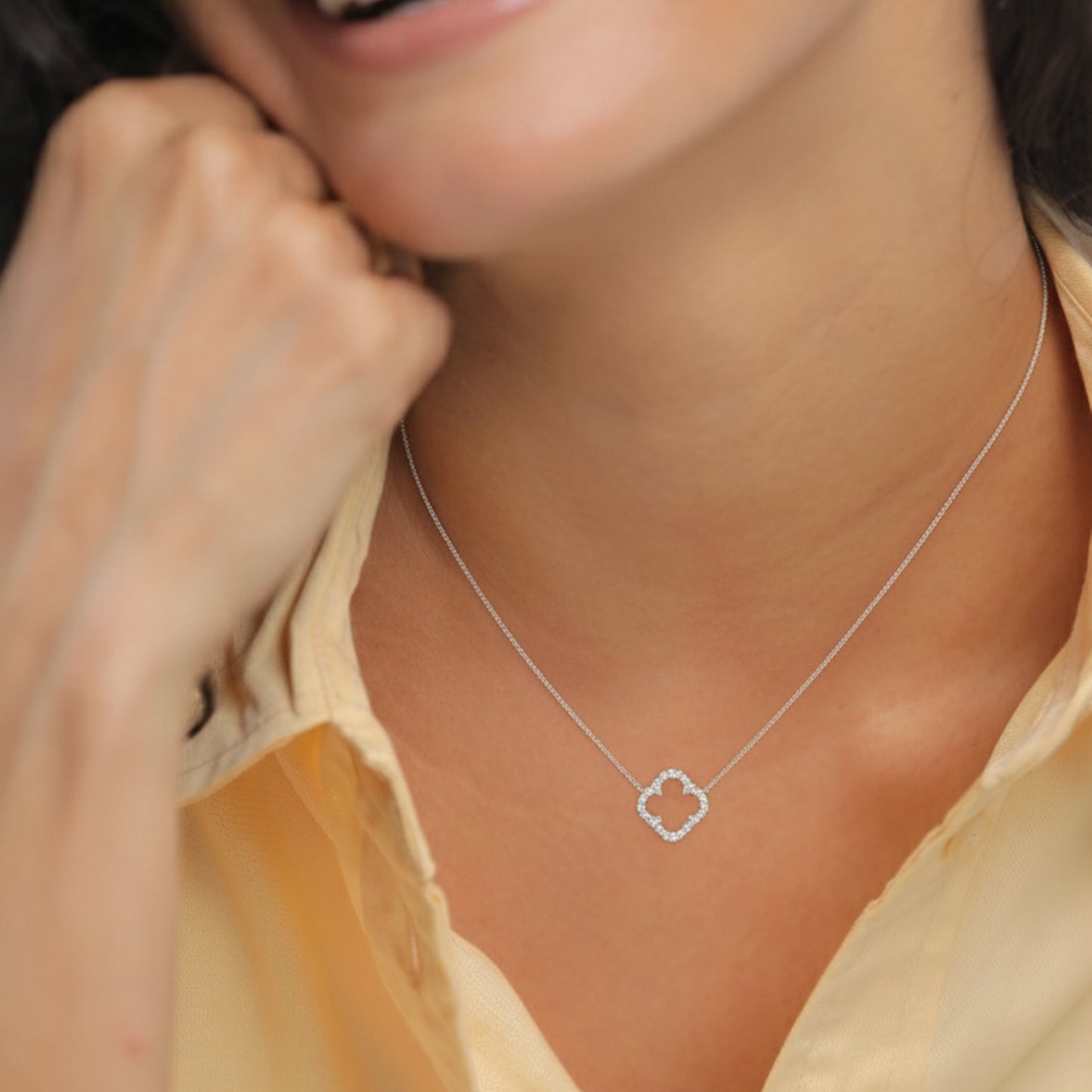 Viviana - Collana Quadrifoglio Donna Elegante Luminosa