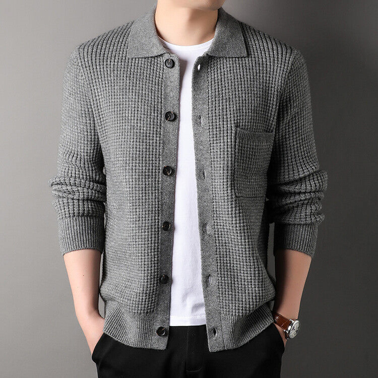 Raul – Cardigan Autunnale Con Risvolto Jacquard Intrecciato