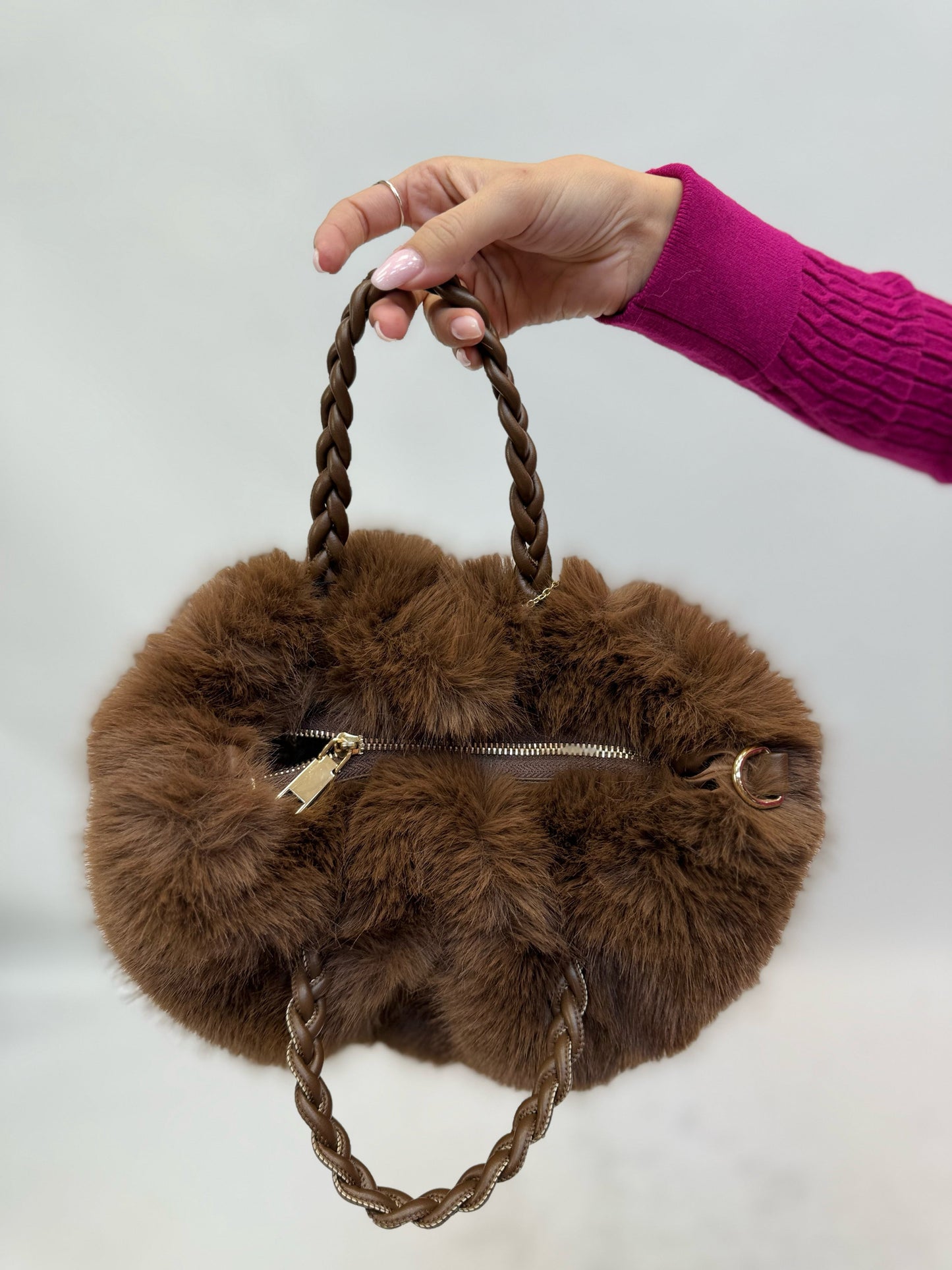 Daniela – Borsa A Secchiello Dal Design Contemporaneo E Capiente