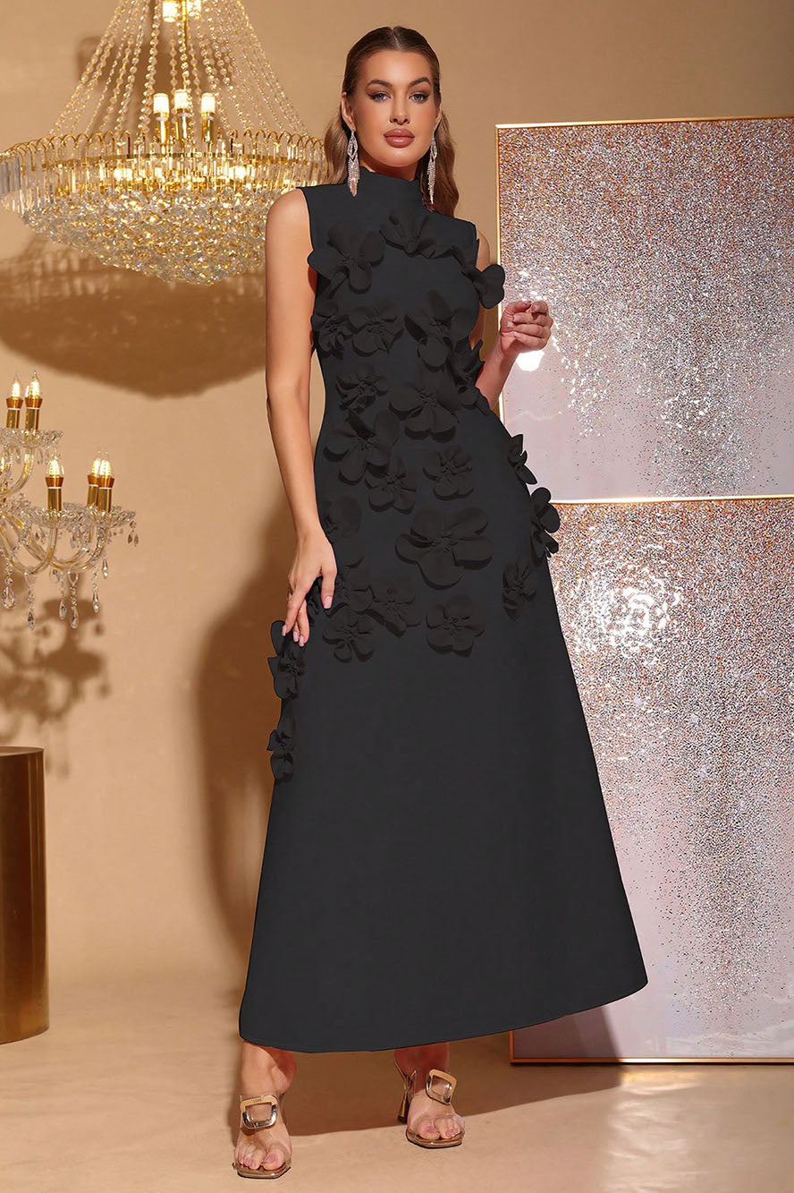 Quinora - Abito Maxi Senza Maniche Ricamo Floreale Donna