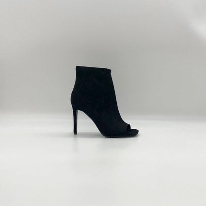 Gigliola – Sandali Con Scollo Laterale E Linea Contemporanea
