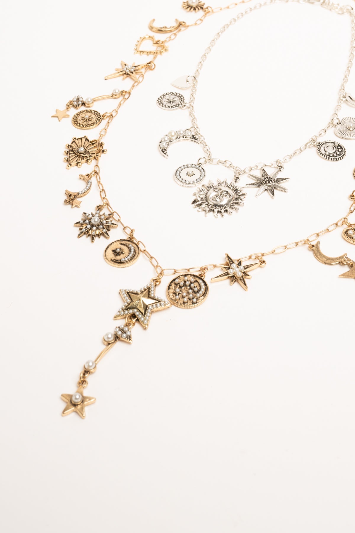 Ornella – Set Di Due Collane Coordinate Con Simboli Astrali