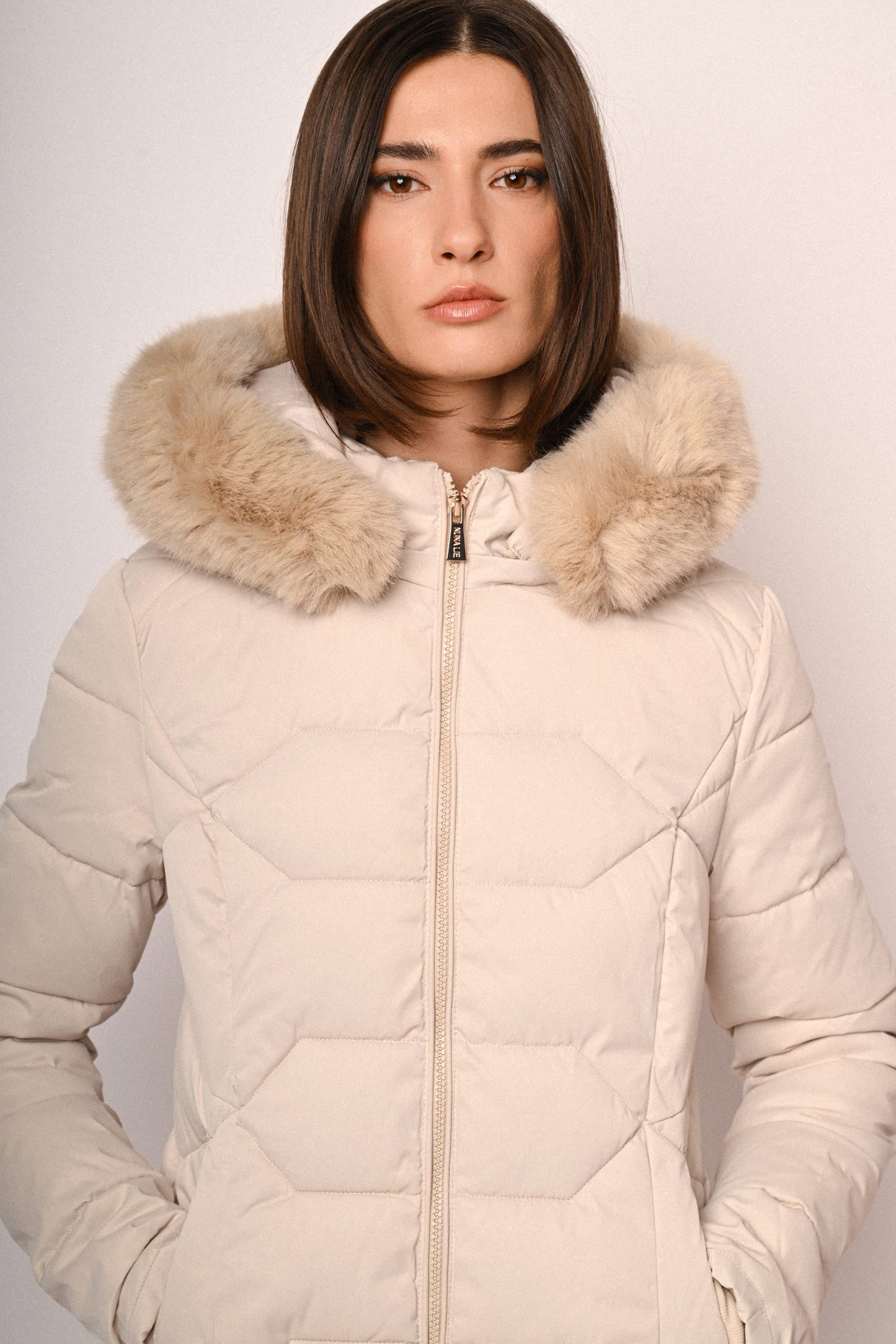 Uliana – Piumino Con Cappuccio Morbido