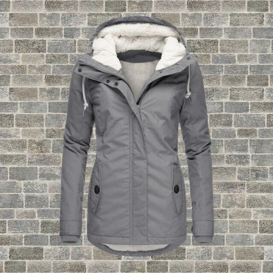 Adelina – Cappotto in Cotone Plissettato con Cappuccio Grigio