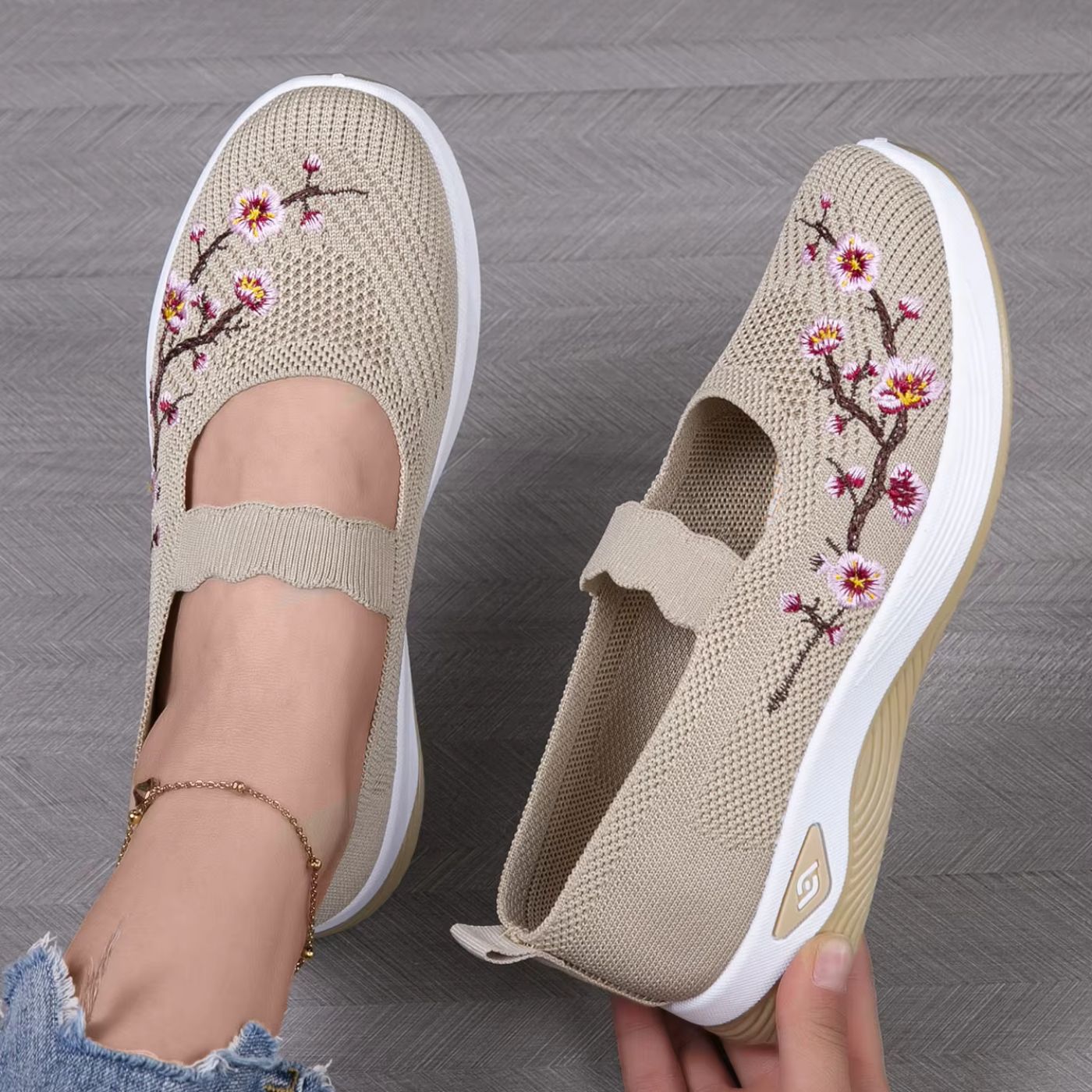 Alba – Scarpe Ortopediche Traspiranti ed Eleganti da Donna 1