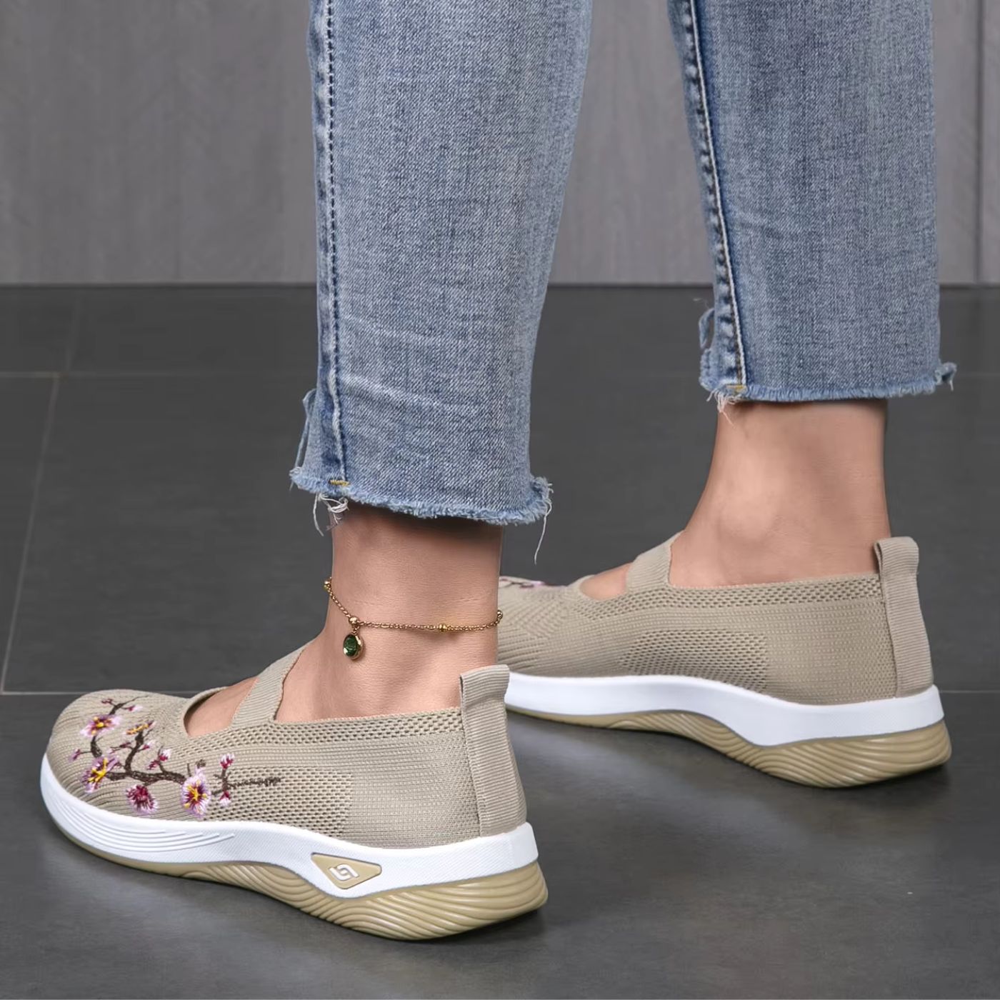 Alba – Scarpe Ortopediche Traspiranti ed Eleganti da Donna 2