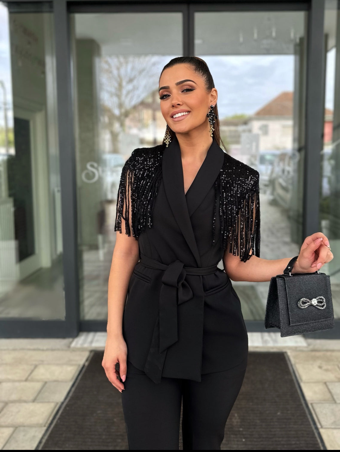 Alessia - Tailleur Margot elegante con dettagli Swarovski Nero