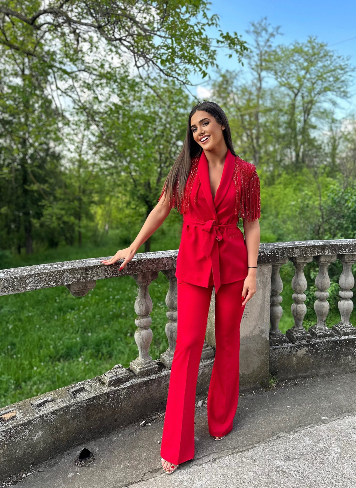 Alessia - Tailleur Margot elegante con dettagli Swarovski Rosso