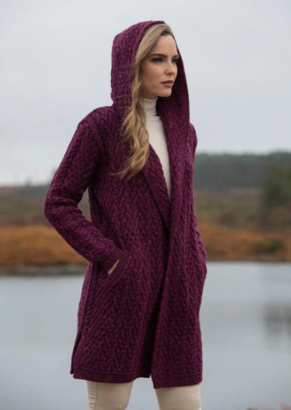 Antonetta - Cardigan Aran con Cappuccio e Sciarpa Lilla