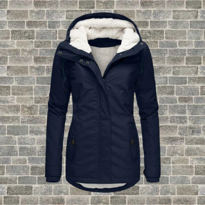 Adelina – Cappotto in Cotone Plissettato con Cappuccio