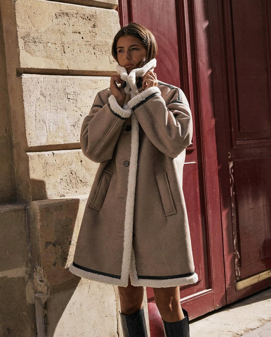 Katia – Cappotto Invernale Donna con Collo Alto a Contrasto