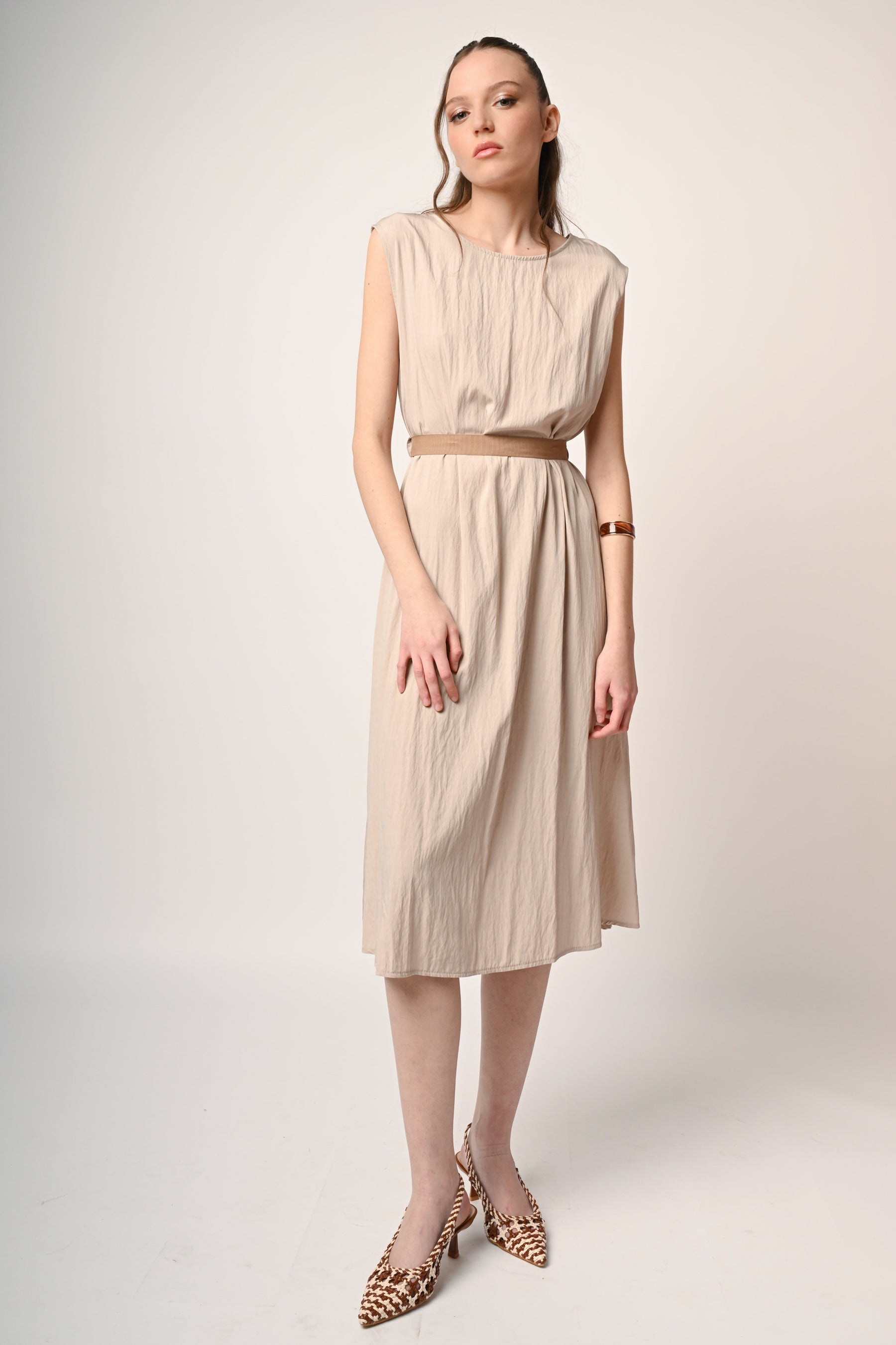 Cecilia – Abito Midi con Cintura Elegante e Versatile 2