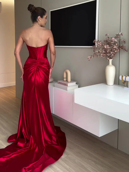 Celestina - Abito da Sera Lungo con Spacco Alto Senza Spalline Rosso 2