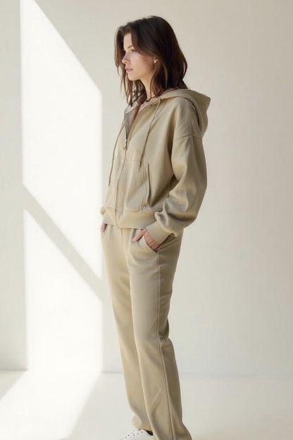 Giulia - Completo Sportivo con Felpa e Pantaloni Larghi