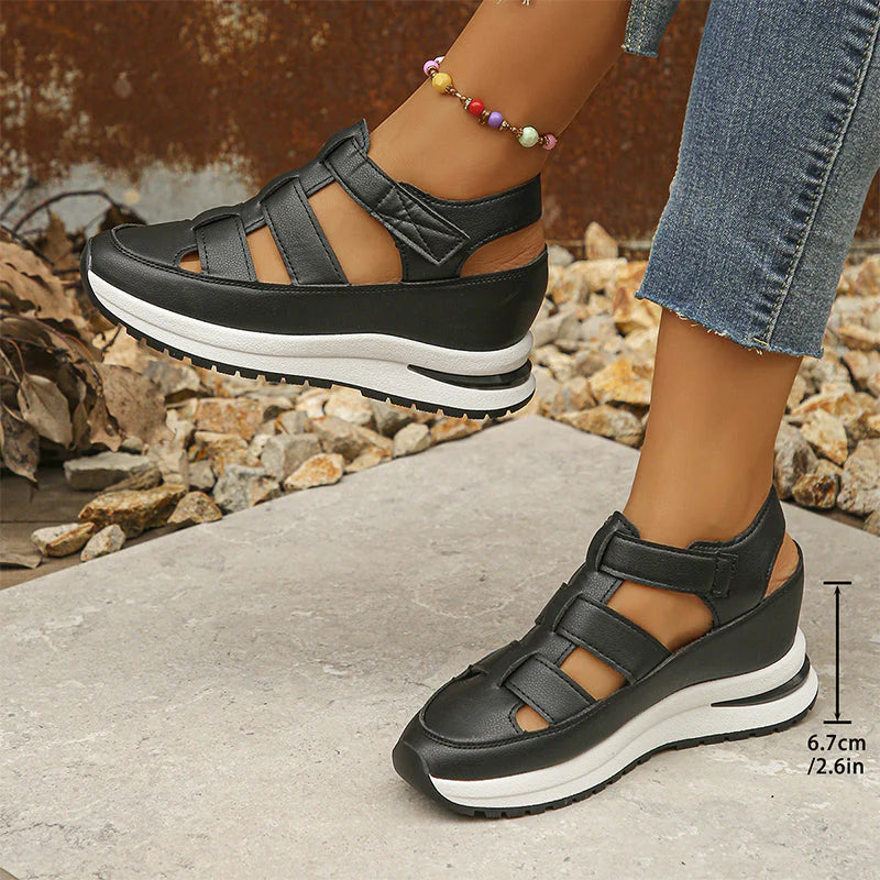 Costanza - Sandali con Design Funzionale e Comfort Superiore Nero