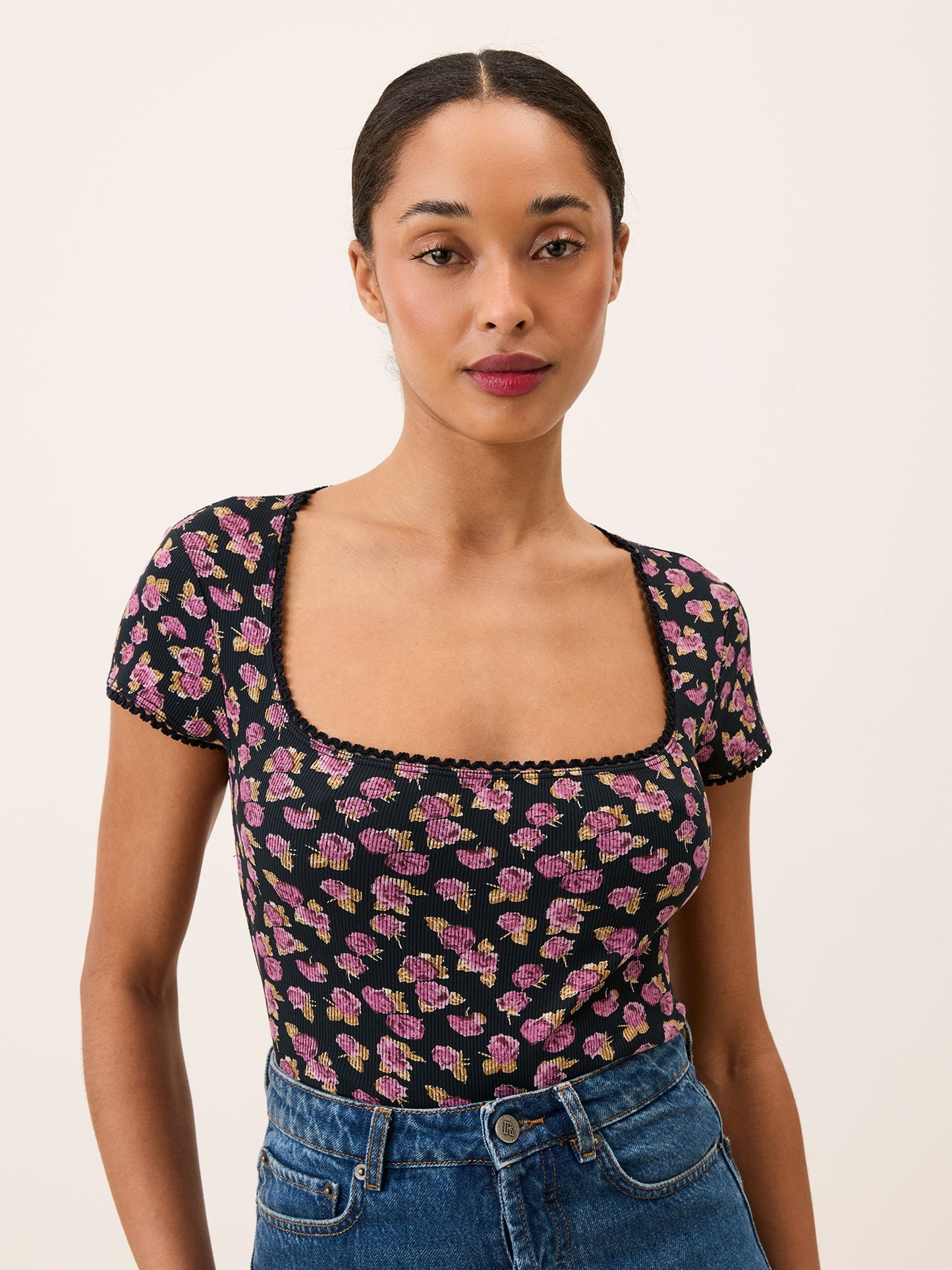 Ariela - T Shirt Donna Moderna Versatile