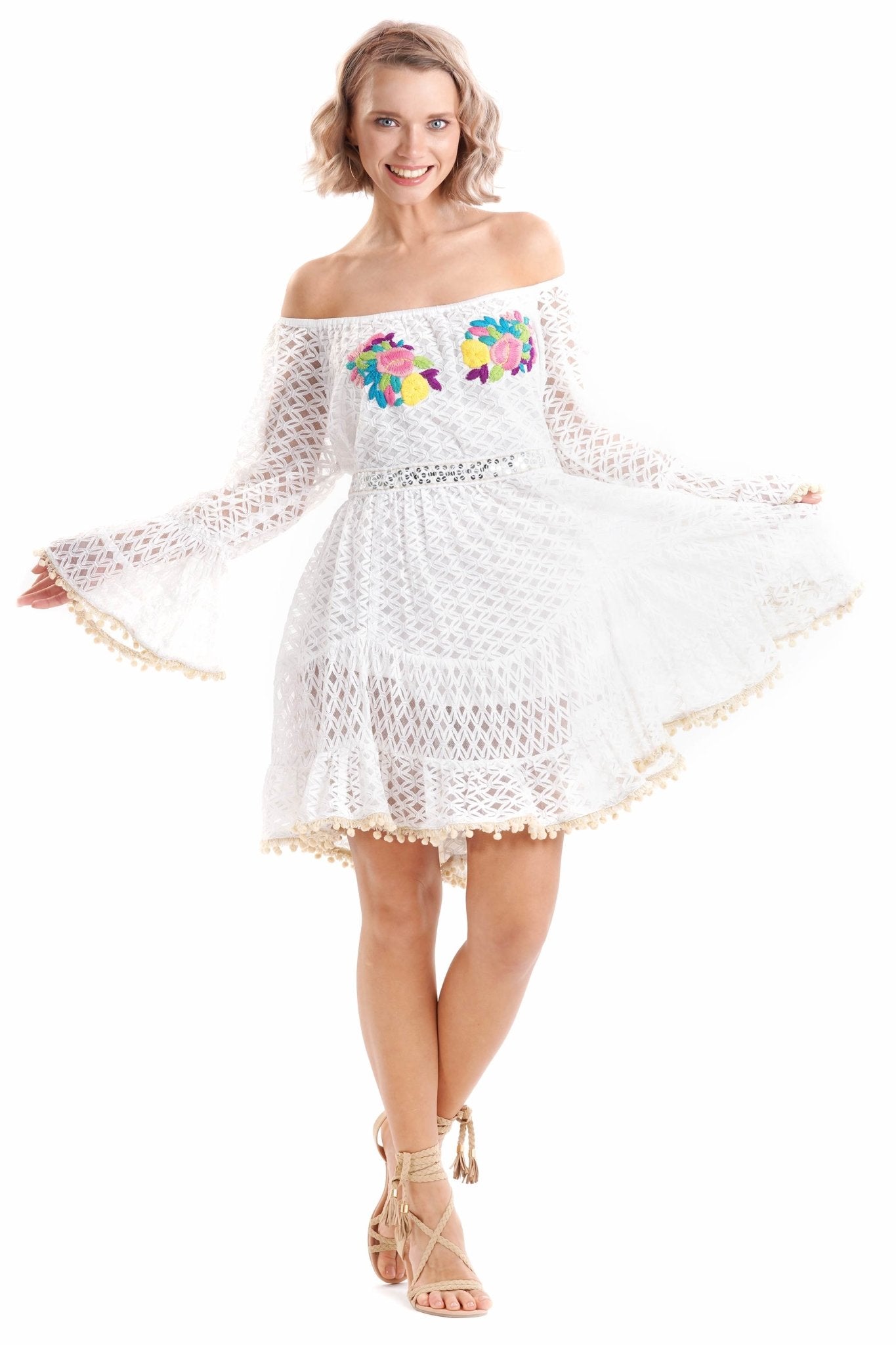 Erica – Abito con Ricami Colorati Boho Chic 3