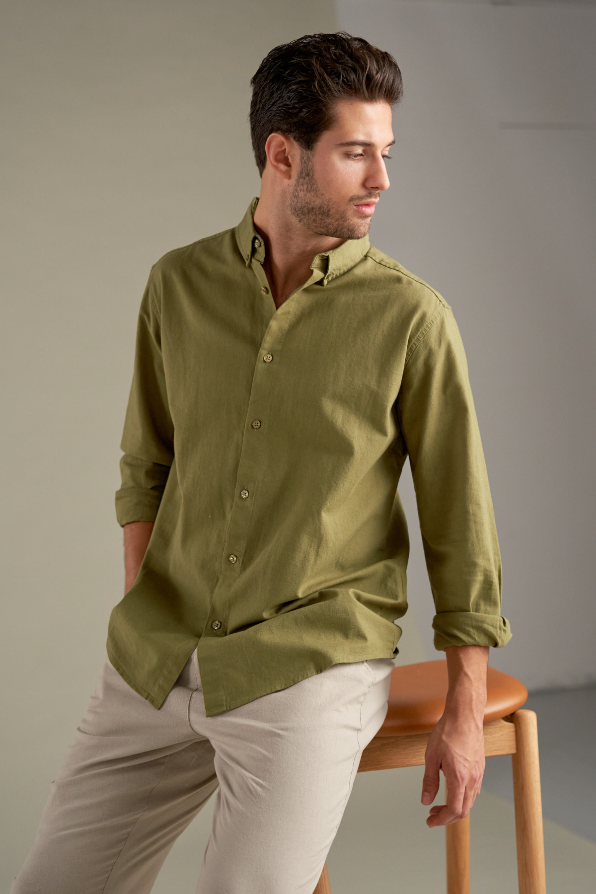 Regino - Camicia Uomo Verde Naturale Fresca Moderna