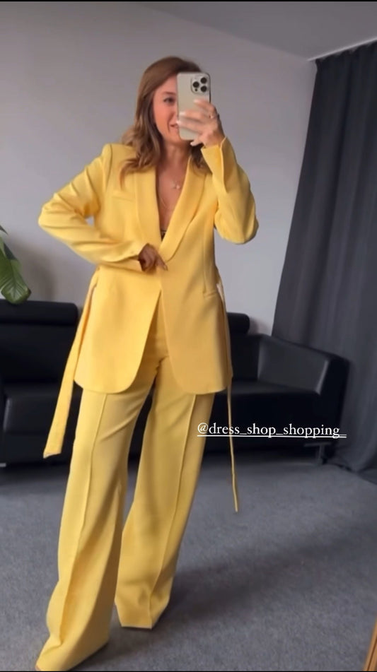 Aurora - Tailleur elegante in cotone rasato