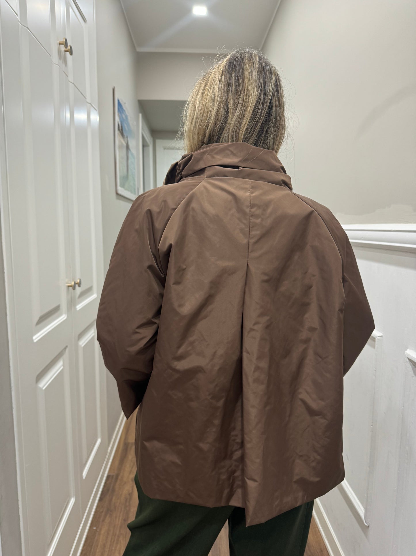Tarina – Giacca Antivento Donna Leggera Moderna Urbana