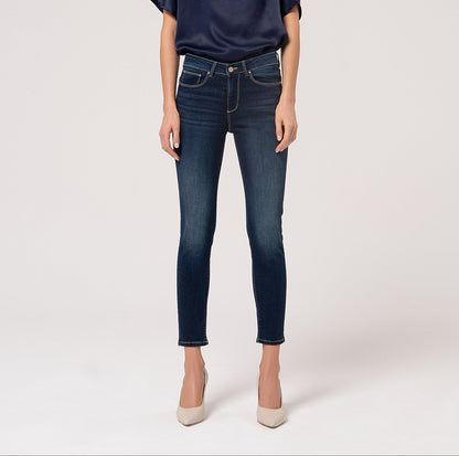 Romualda - Jeans Slim Donna Effetto Perfect Shape Scuro