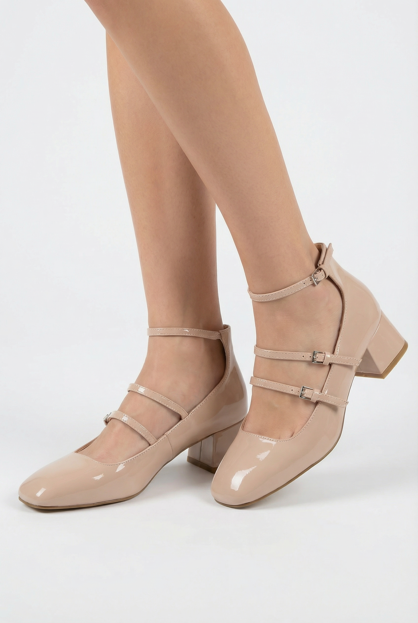 Guendalina – Scarpe Con Tacco E Fibbie Per Un Look Sofisticato