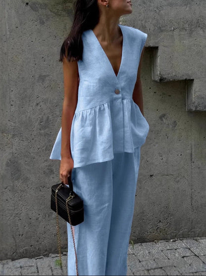 Giovinetta – Completo in Lino con Top a V e Pantaloni Palazzo Blu
