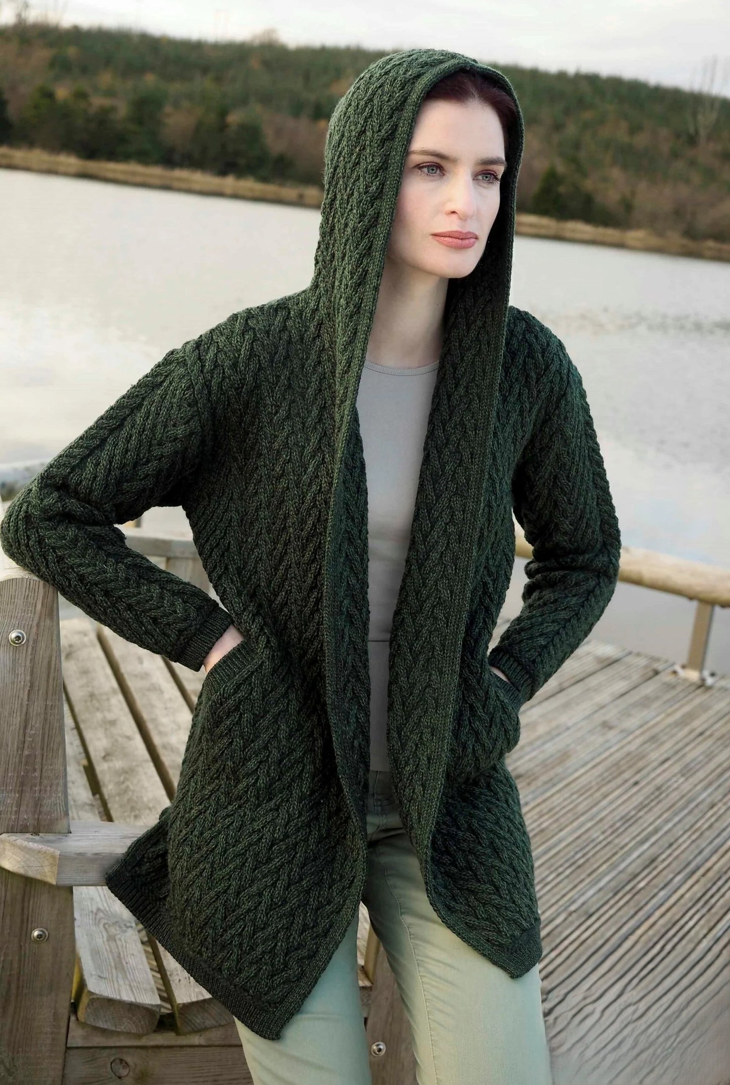 Antonetta - Cardigan Aran con Cappuccio e Sciarpa