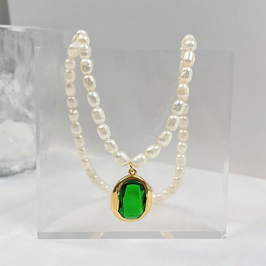 Judith – Collana Elegante Con Ciondolo Ricercato E Design Moderno