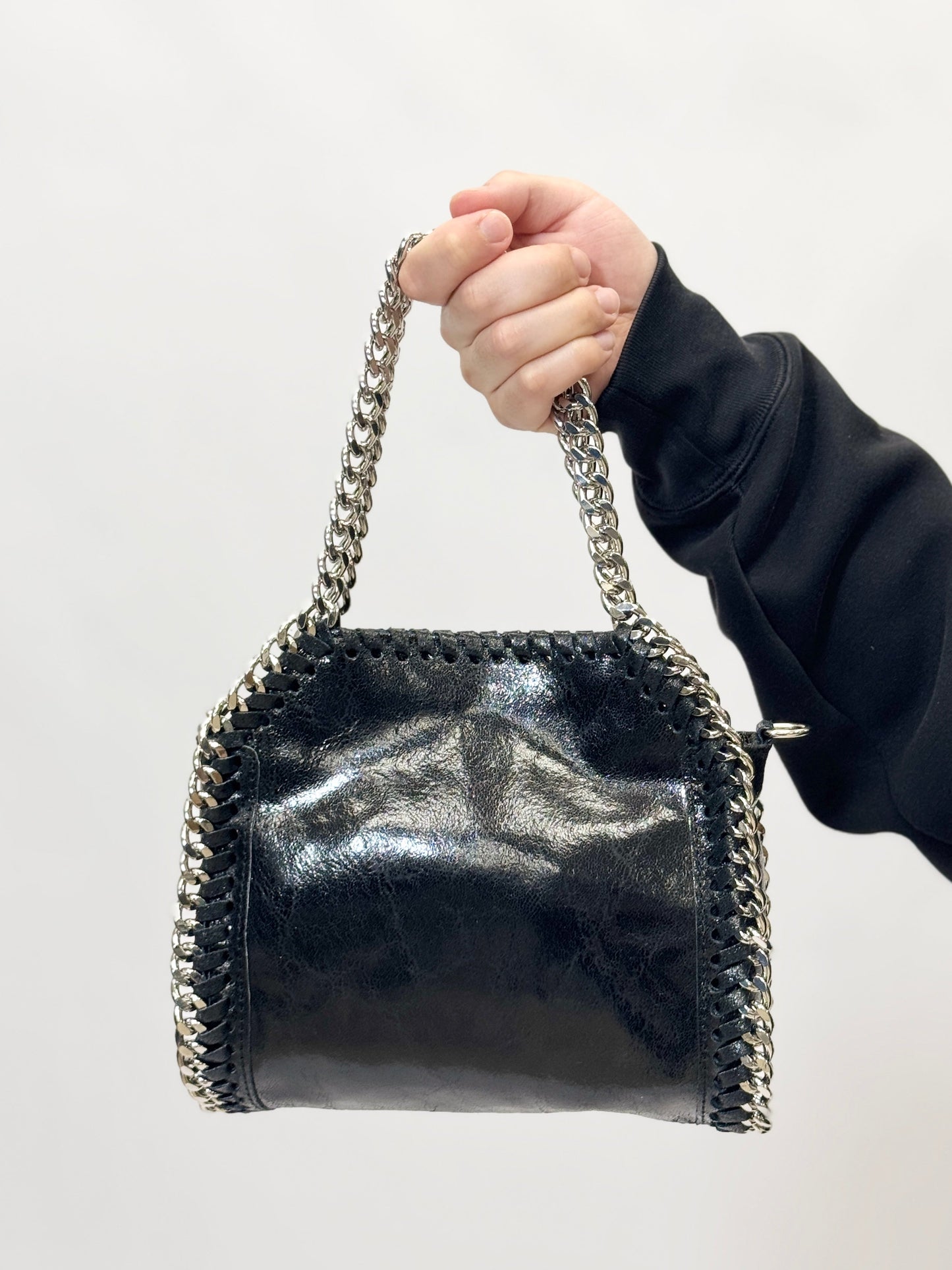 Diana – Borsa A Spalla Raffinata Con Linea Strutturata