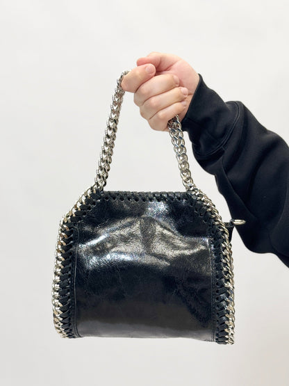 Diana – Borsa A Spalla Raffinata Con Linea Strutturata