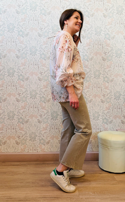 Belinda – Blusa Contemporanea Ideale Per Uno Stile Sofisticato
