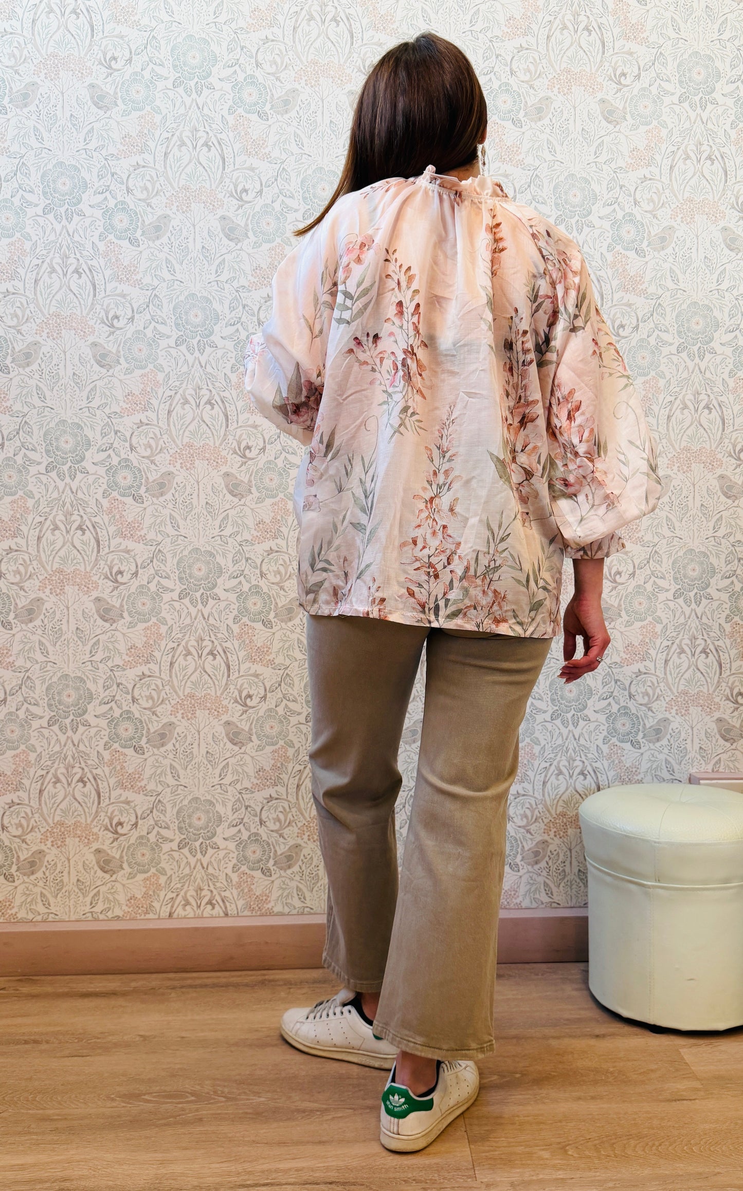 Belinda – Blusa Contemporanea Ideale Per Uno Stile Sofisticato