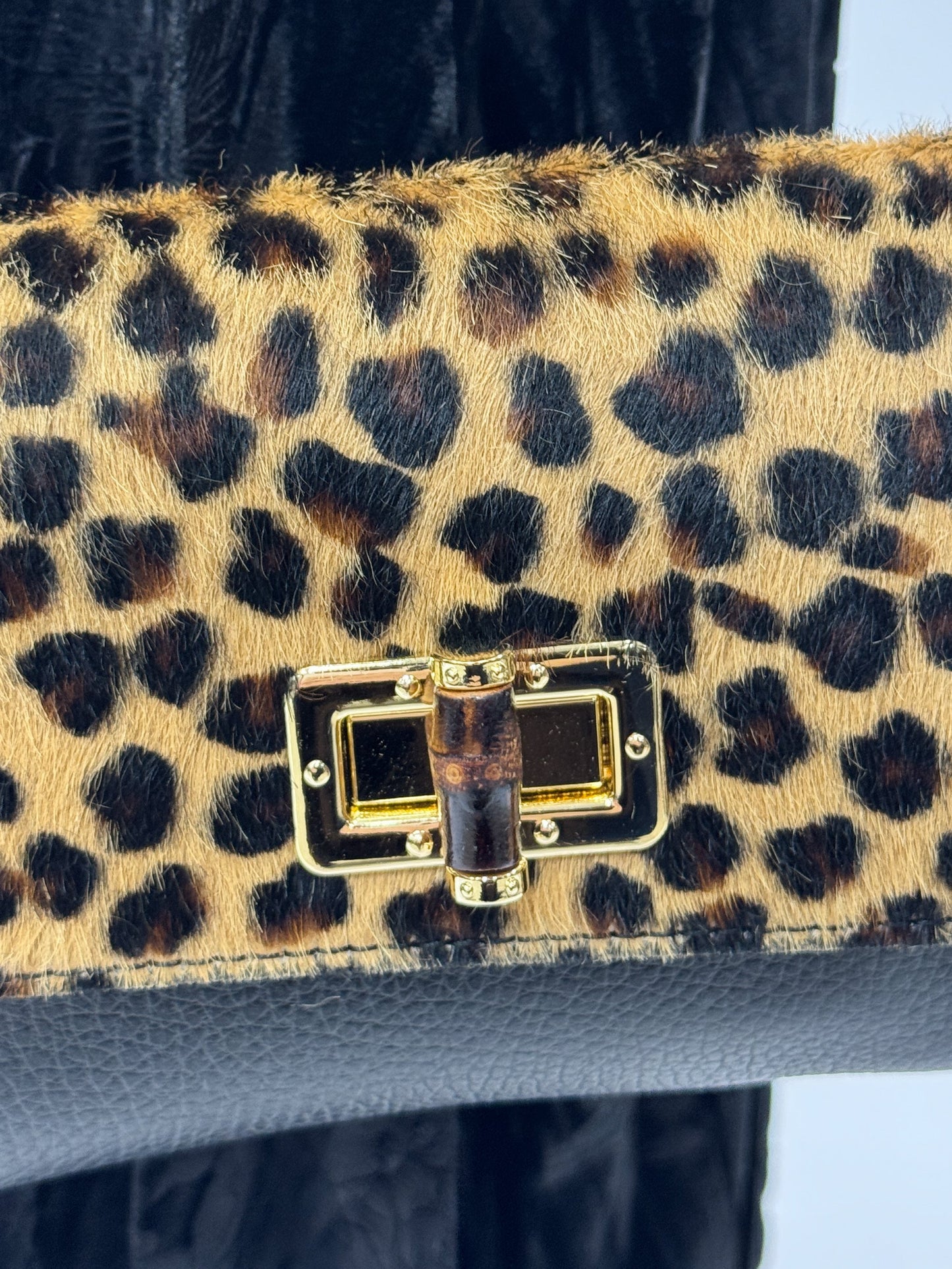 Dorotea – Borsa Elegante Con Fantasia Ricercata E Chiusura Sicura