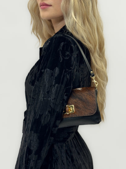 Dorotea – Borsa Elegante Con Fantasia Ricercata E Chiusura Sicura