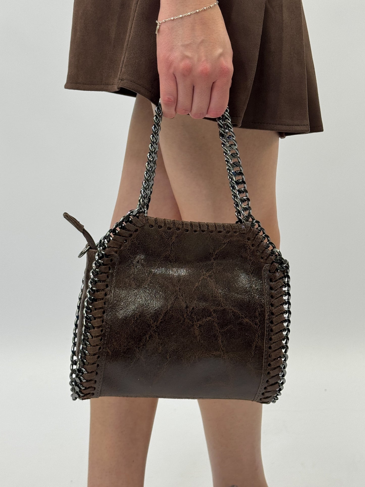 Diana – Borsa A Spalla Raffinata Con Linea Strutturata